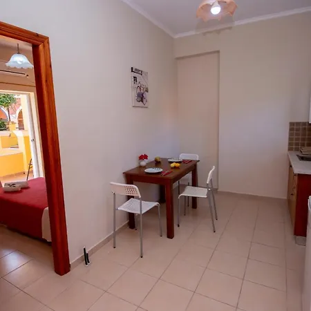 Apartament John First Floor